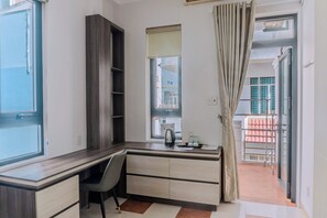 Interior - Aura Luxury Homestay  4-Bedrooms balcony CityCenter near Beach (Nha Trang)