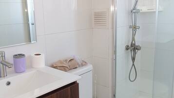 Hair dryer, towels, toilet paper