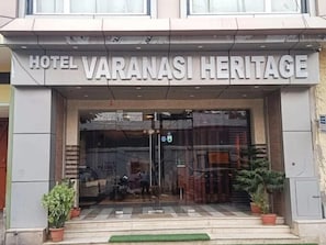 Exterior - Hotel Varanasi Heritage (Varanasi)
