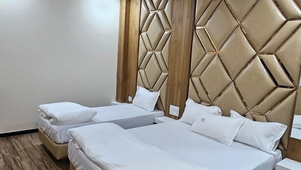 Ảnh chưa phân loại, 1 trong số 10 ảnh, nút