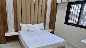 Ảnh chưa phân loại, 3 trong số 10 ảnh, nút