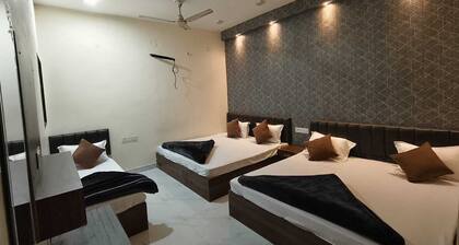 Manglam Guest House