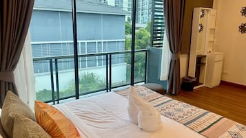 Townhome, Non Smoking, Balcony | Free WiFi