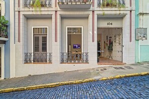 Exterior detail - El Balcón Art Loft – Old San Juan (San Juan)