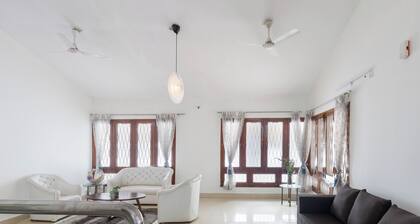 Casa Promenade by Red Olive 3bhk Frazer Town