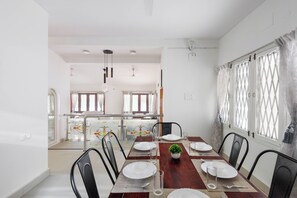 Apartment (2 Bedrooms) | Interior - Casa Promenade Villa by Redolive MG Road 3bhk (Bengaluru)