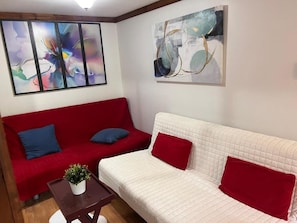 Télévision, cheminée