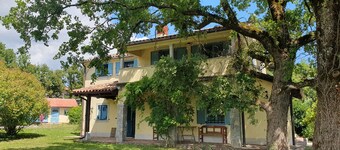 Karsolina – Private Karst Retreat near Štanjel, House & Cabin