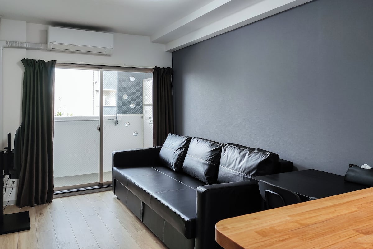 Laptopgeeigneter Arbeitsplatz, kostenloses WLAN