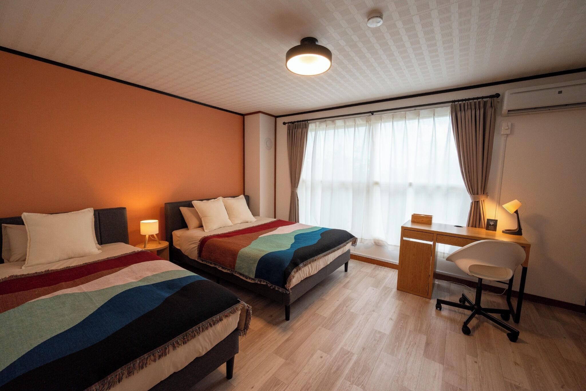 3 makuuhuonetta, ilmainen Wi-Fi, vuodevaatteet