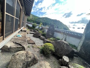 Enceinte de l’hébergement