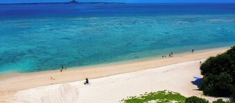 Entire building available for rent BBQ available / Kunigami County Okinawa