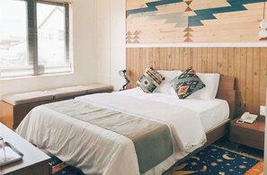 Individually furnished, desk, laptop workspace, soundproofing - The Scent Boutique Dalat Hotel (Da Lat)