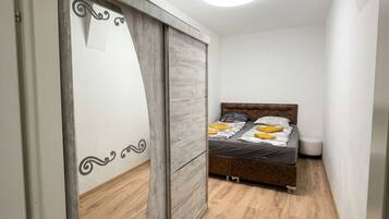 Apartamento básico | Ferros/tábuas de passar roupa