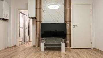 Apartamento básico | Tabla de planchar con plancha