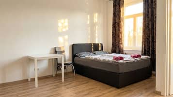 Apartamento básico | Ferros/tábuas de passar roupa