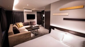 1 habitación, escritorio, wifi gratis y ropa de cama