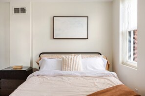 2 chambres, fer et planche à repasser, Wi-Fi, literie fournie