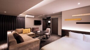 1 bedroom, desk, free WiFi, bed sheets