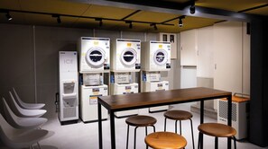 Miscellaneous - Family Queen for 3 people | Rinn Sanjo Ohashi Ea / Kyoto City Kyōto (Kyoto City)