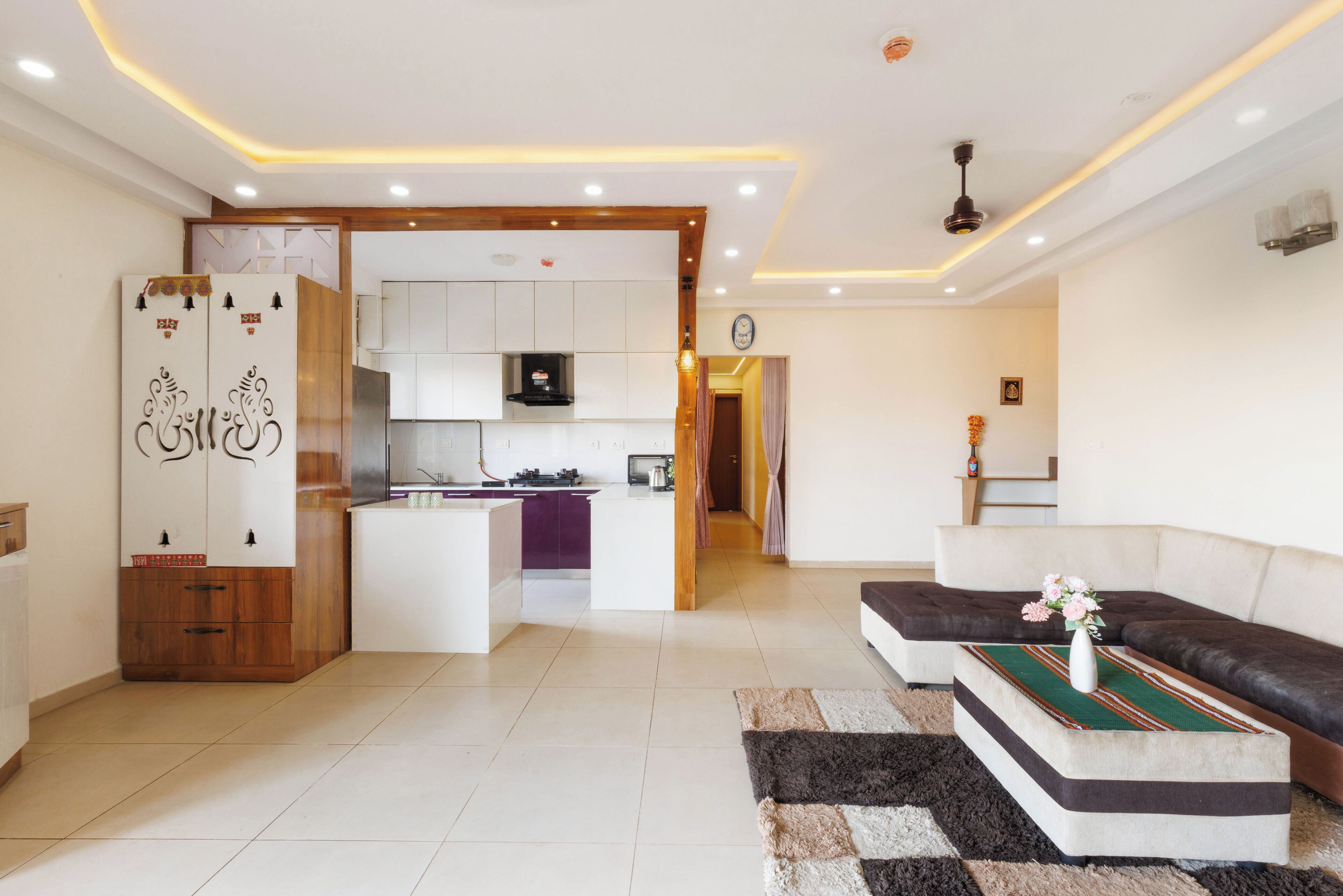 Apartment (2 Bedrooms) | Living area | TV