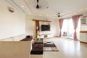 Apartment (2 Bedrooms) | Interior - Willow Height by Red Olive30min to Airport Veg (Bengaluru)