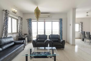 Apartment (2 Bedrooms) | Interior - Lakeside Aerobay by Red Olive Nr Airport 3bhk (Bengaluru)