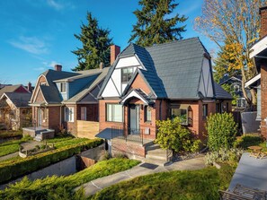 Exterior - Foerster House (Seattle)