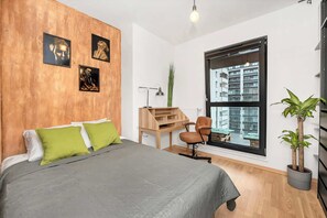 3 bedrooms, iron/ironing board, WiFi, bed sheets - Lumina 4-room apartment in Center (Warsaw 4 rooms)