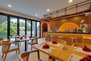 Restaurant - Bhatara Villa Sanur (Denpasar)