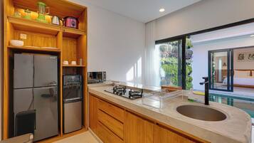 Fridge, microwave, stovetop, electric kettle