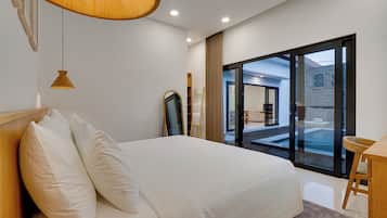 In-room safe, desk, laptop workspace, blackout drapes