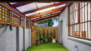 Unclassified image, 3 of 17, button - Cozy House ideal location (Ascot Vale)