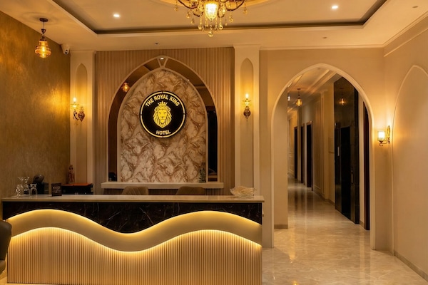 Coin salon dans le hall