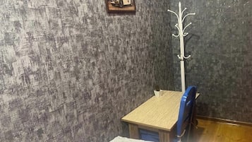 Einzelzimmer | Bügeleisen/Bügelbrett, kostenloses WLAN