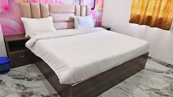 Deluxe Double Room, Balcony | Premium bedding, pillow-top beds, free WiFi, bed sheets