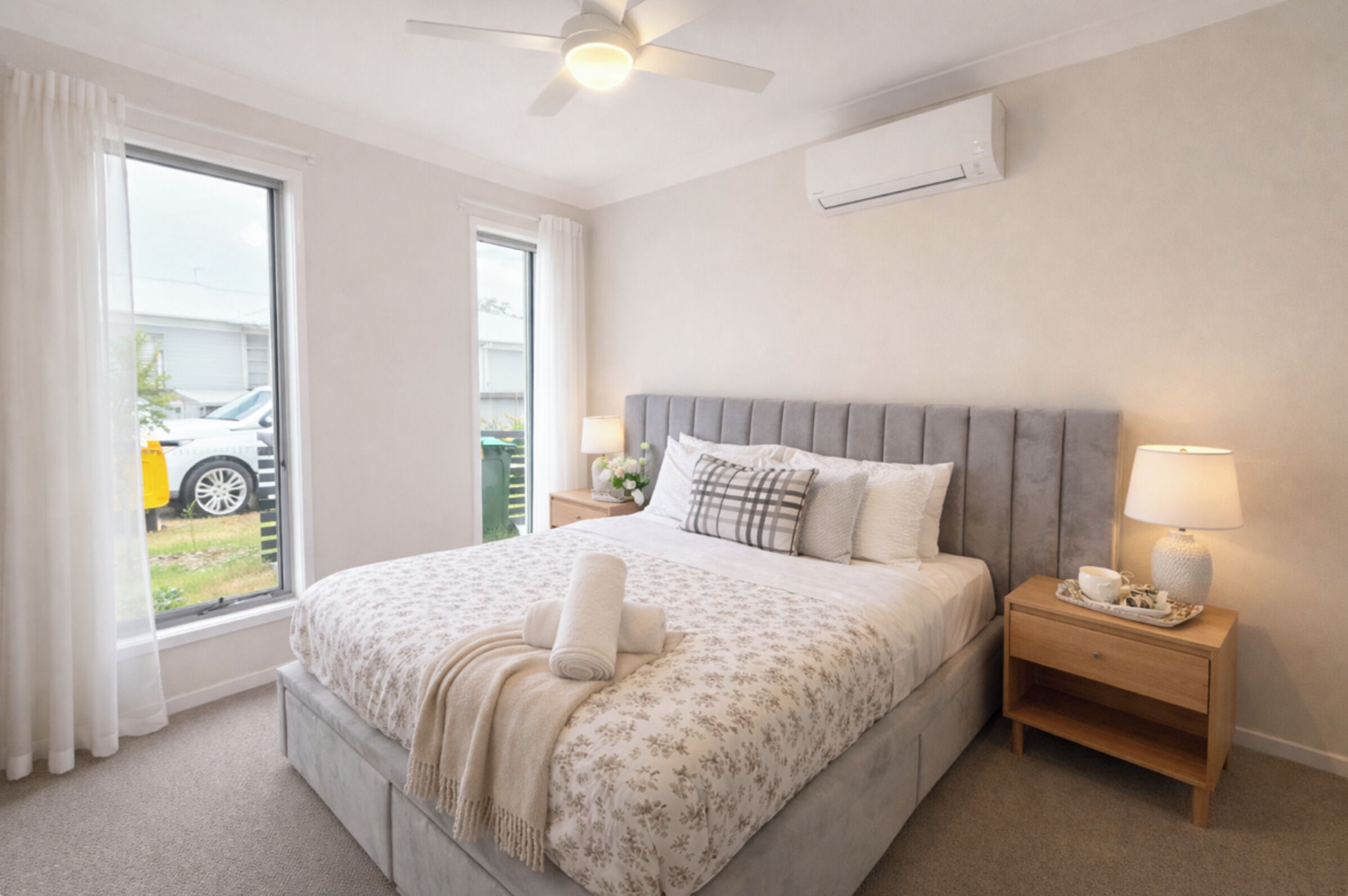 4 bedrooms, iron/ironing board, WiFi, bed sheets