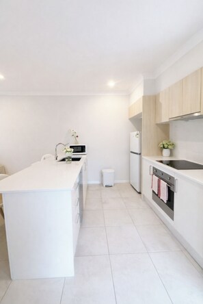 オーブン、コンロ、食器洗い機