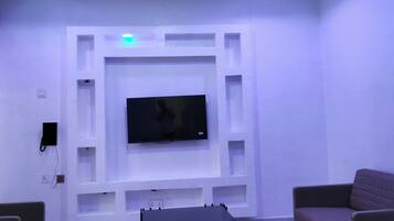 Doppelzimmer zur Einzelnutzung, 2 Einzelbetten, Nichtraucher, Klimaanlage | Wohnbereich