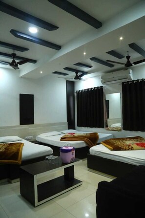 Family Room | Premium bedding, desk, laptop workspace, free WiFi - Hotel D & D Palace near Mahakal Temple (Ujjain)