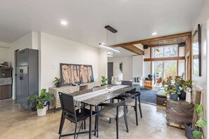 Interior - Modern 5BR Home with Mtn Views, BBQ & Pool Table (Asheville)