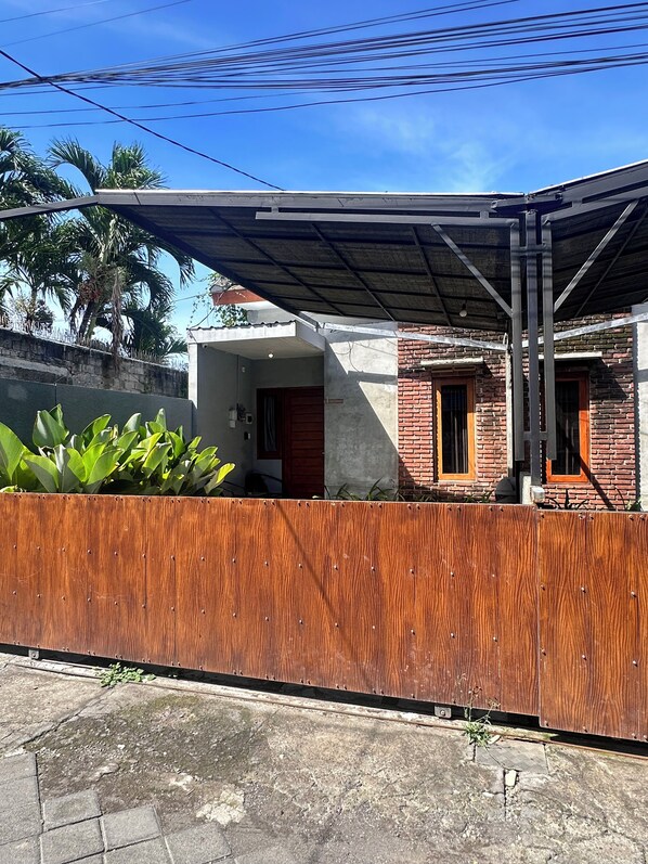 Fassade der Unterkunft