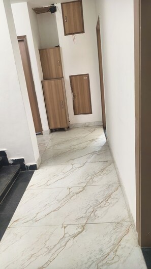 Lobby - Hotel Sundram (Zirakpur)