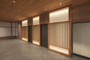 Elevator - JR WEST GROUP VIA INN PRIME KUMAMOTO (Kumamoto)