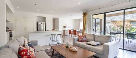 Fernseher, Arbeitsbereiche