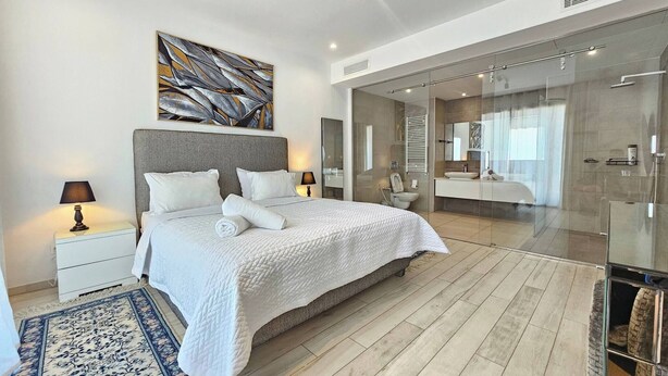Unclassified image, 1 of 54, button - Elegant and Modern Villa V 04 (La Marsa)