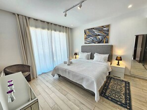 Room - Elegant and Modern Villa V 04 (La Marsa)