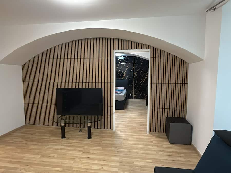 Basic Apartment | Living room