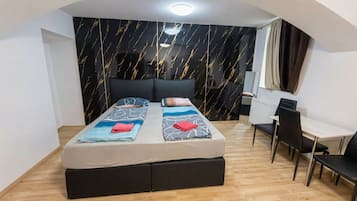 Basic Apartment | Iron/ironing board, free WiFi