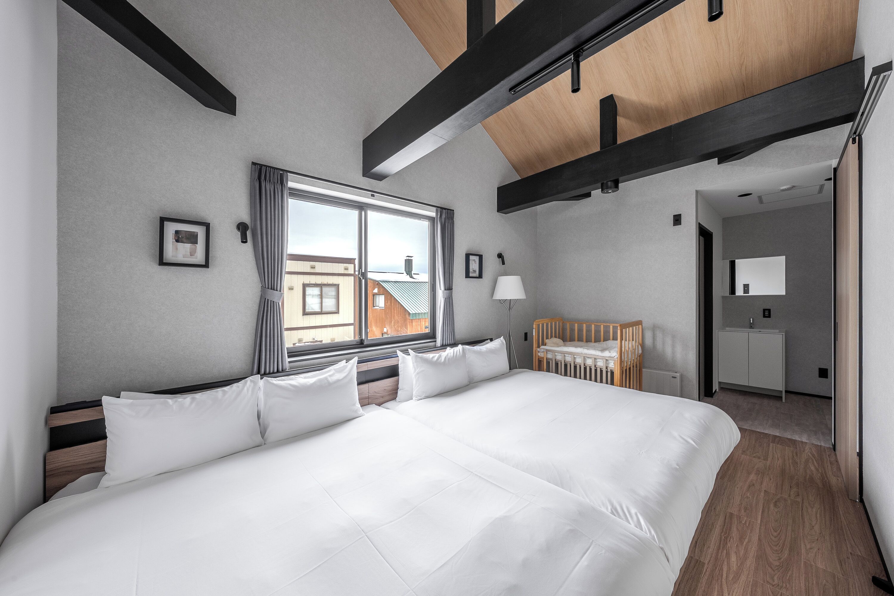 Bàn, truy cập Internet không dây miễn phí 